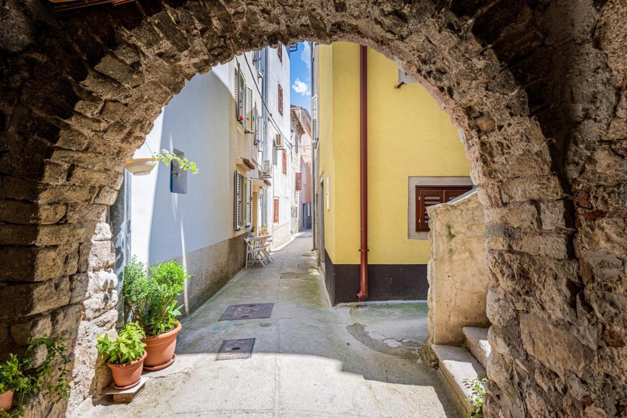 Kovacine Apartment Cres Zewnętrze zdjęcie